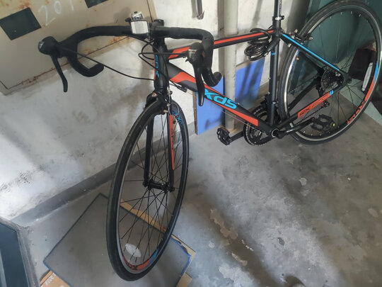 公路自行车