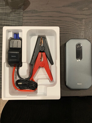 汽车应急启动电源