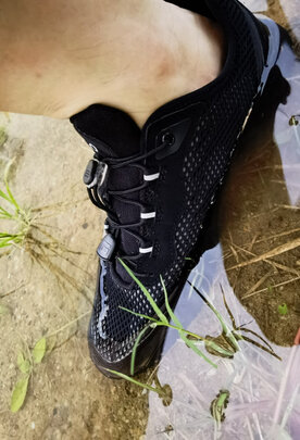 溯溪鞋