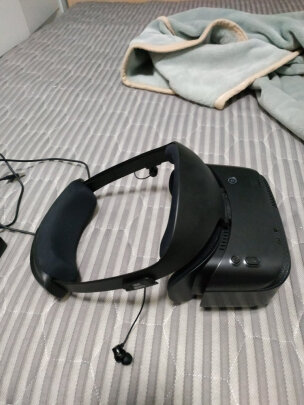 爱奇艺VR iQIYI-A2跟Pico Neo3 VR一体机区别明显吗？哪款真实感比较强？哪个颜色丰富？