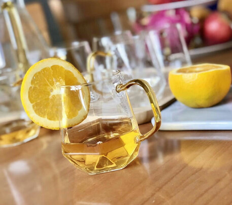 玻璃水杯