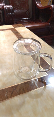 玻璃杯