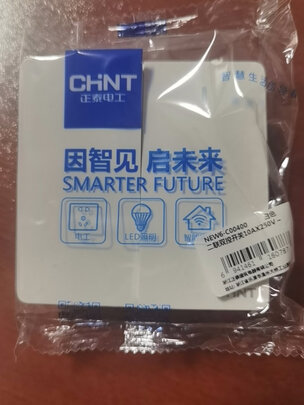%title插图%num 正泰(CHNT)开关插座墙壁面板家用86型暗装面板一联二极三极斜五孔插座NEW6C白色