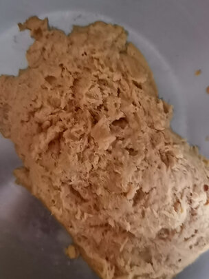 猫粮罐头