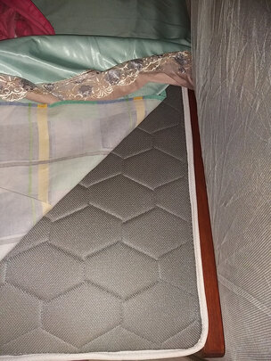 佳佰弹簧海绵床垫|佳佰弹簧海绵床垫怎么样？亲身体验告知你实情！