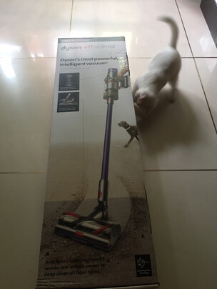 %title插图%num 戴森 DYSON V11 Absolute 家用手持无线吸尘器 智能感应 液晶屏可视化 多种模式 配充电挂座及7款吸头
