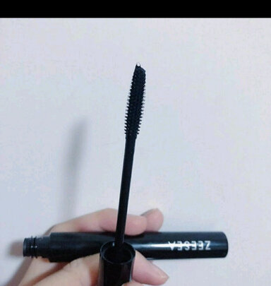 睫毛膏
