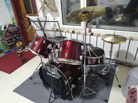 乐器架子鼓