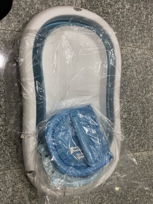 婴儿洗澡盆