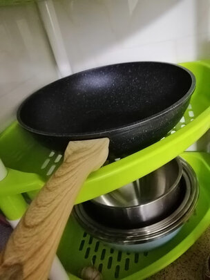 麦饭石不粘锅