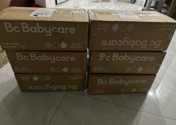 婴儿湿纸巾