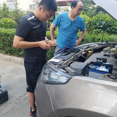 汽车蓄电池