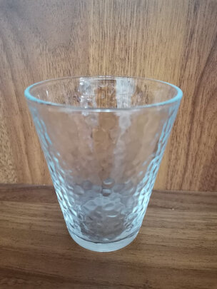 玻璃杯