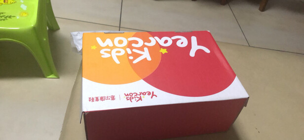 儿童皮鞋