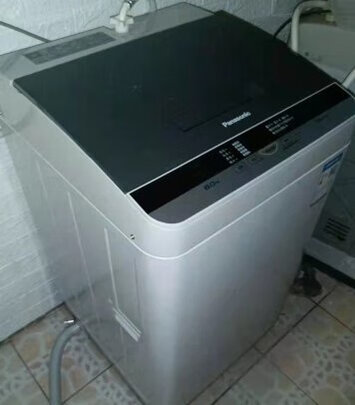 %title插图%num 松下(Panasonic)XQB100-Q1E2A全自动新品大容量波轮洗衣机