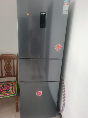 %title插图%num 美菱(MELING)271升三门小冰箱家用风冷无霜双变频净味-32度速冻一级能效节能省电BCD-271WP3CX中门宽幅变温