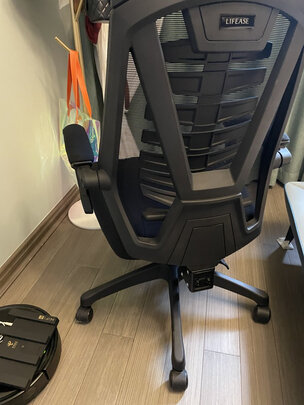 电脑椅|评测细节：网易严选电脑椅怎么样？是不是真的很烂呢？用后讲真相