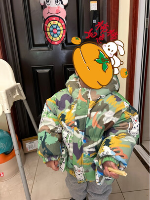儿童羽绒服