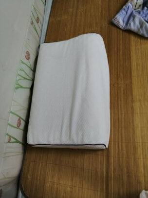 九洲鹿枕头和南极人床上用品哪款好，舒适度哪款更好，哪个舒适度佳？