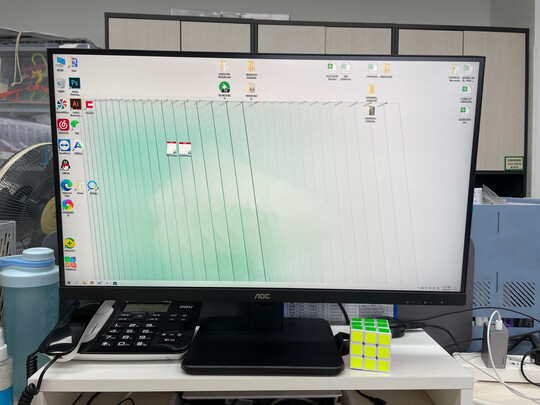 电脑显示器