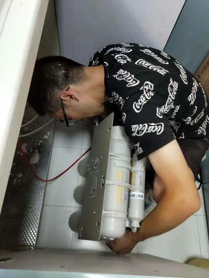 净水器|史密斯R1600XP2和1600M净水器对比，区别在哪里？