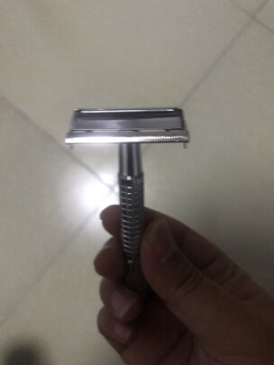 剃须刀片