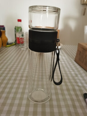 玻璃杯