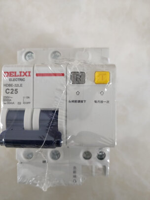 %title插图%num 德力西(DELIXI)空气开关 HDBE63LE2C63 家用空开带漏保小型漏电保护断路器 2P63A