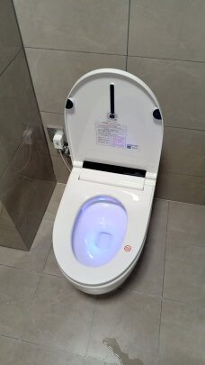 唯艇WT945智能马桶|唯艇WT945智能马桶怎么样？亲身体验告知你实情！