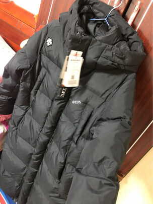 运动羽绒服