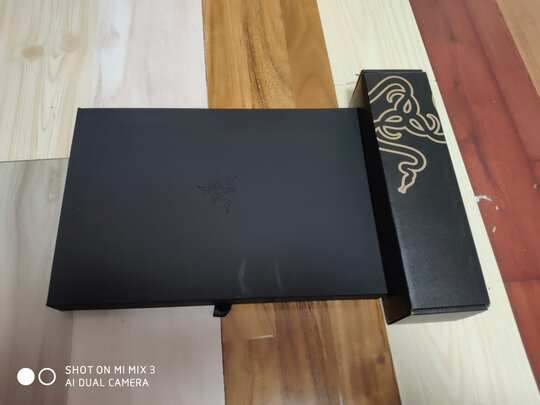 2020年入手：雷蛇(razer)灵刃专业版笔记本电脑怎么样？质量差吗