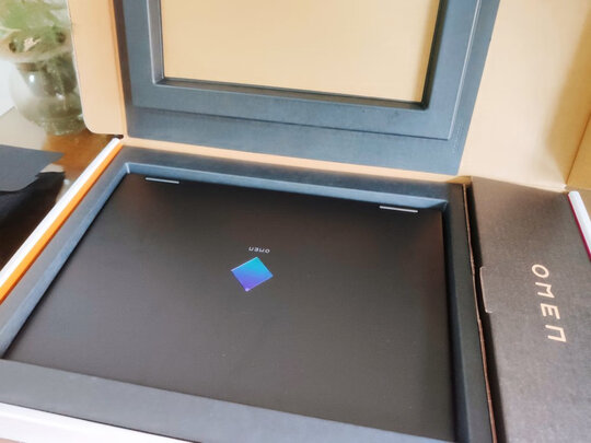 惠普16-b0000TX笔记本电脑|【电商快报】惠普暗影精灵7和7plus哪款比较好用？告诉大家真相？