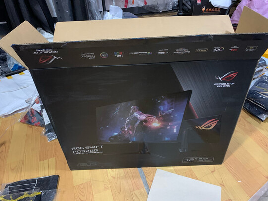 华硕PG32UQ显示器|华硕PG32UQ显示器独家揭秘评测真相,不看后悔!