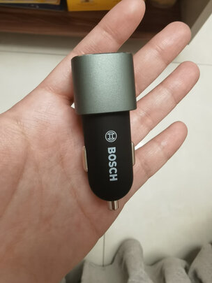 车载充电器
