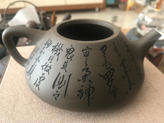 藏壶天下紫砂壶一个月后开始后悔了诉说原因