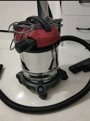 车载吸尘器