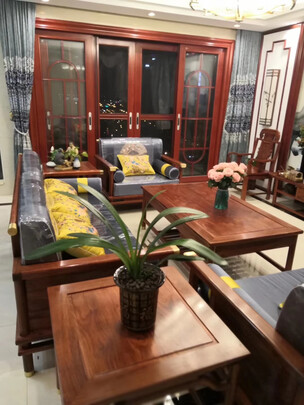 请教下反馈真艺阁红木家具怎么样，家具是真实木吗，上档次吗