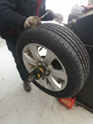 汽车轮胎