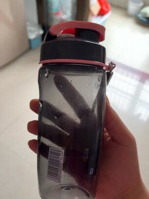 运动水杯