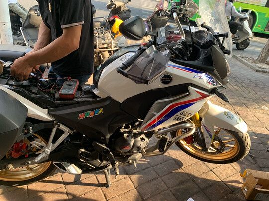 GPS定位器