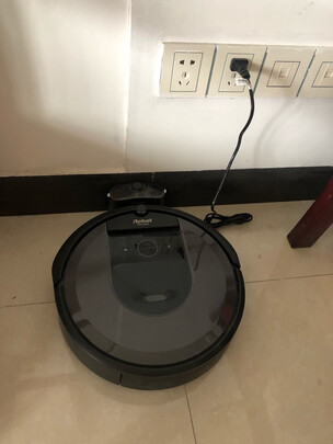 iRobotRoomba|irobot扫地机器人和科沃斯哪个好?告诉大家真相？