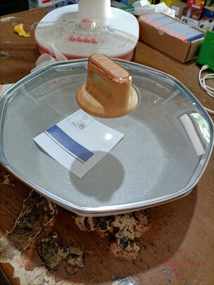 麦饭石不粘锅