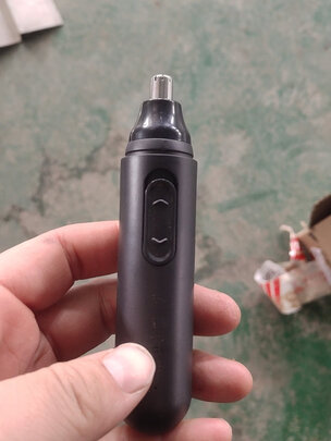 电动鼻毛修剪器