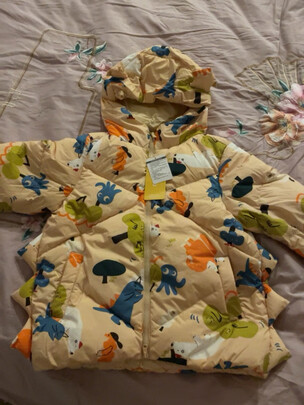 儿童羽绒服