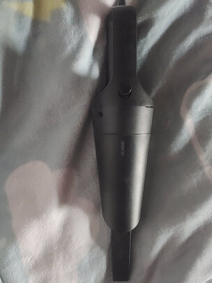 车载吸尘器