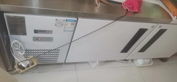 保鲜工作台