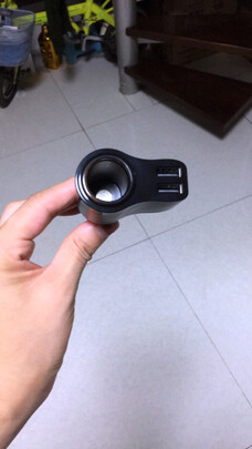 车载充电器
