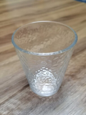 玻璃杯