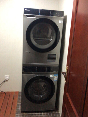 小天鹅TG100V66WIADY+TH100VH66WY滚筒洗衣机|外观展示小天鹅和海尔洗衣机哪个好?小天鹅洗衣机入手感受