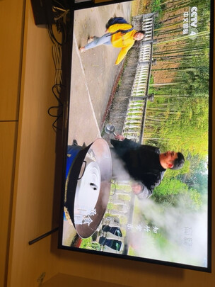 松下(Panasonic)TH-43JX580C 43英寸 全面屏人工智能双频wifi32G电视 4K超清开机无广告教育电视机
